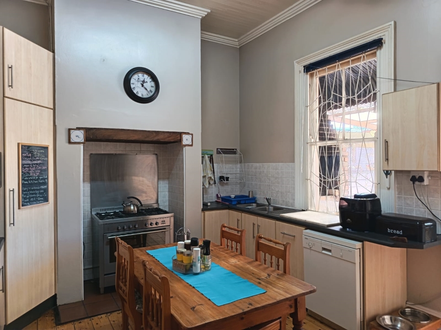 5 Bedroom Property for Sale in College Hill Eastern Cape